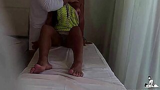 camera films wife grabbing therapist's dick during tantric massage!