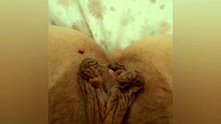 Heyy, Greta farts in bathroom then cozies under blanket!