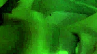 this flaca is so caliente, giving oral and reaching orgasm