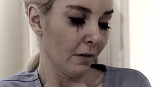 Mid Massage A Creep Eats Out Her Pussy She Freaks Out Adulttiming