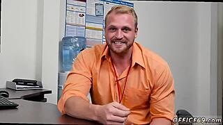 Bodybuilder's first day turns into raw bareback gay action! Wow!