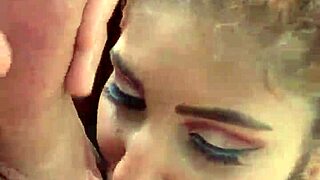 Venezuelan goddess sucking cock blowjob