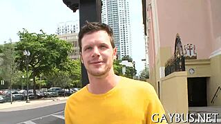 dilettante homo sex in casual gay encounter