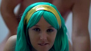 Blue Eyed Babe Gets Her Pussy Creamed by Horny Couple in Bed