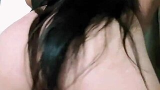 amateur cachonda desesperada por follar sus agujeros se masturba tan rico hasta tener chorros jugosos-kaithsaumeth