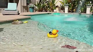 Nicole Aniston and Alix Lynx play with blonde tits and pussy