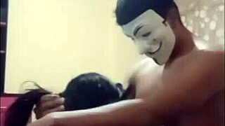 una gatita latina con gran culo que ama el sexo