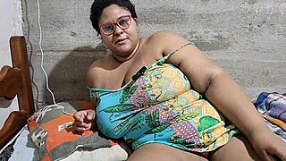 Whoa, huge cum load on my stepmom’s face today! 💦