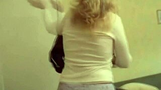 The hottest amateur mature mommy you will see