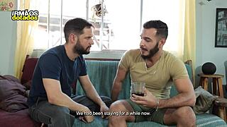 fodi meu melhor amigo pr�via gay blowjob bareback.