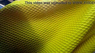 Rabuda Wife Flashes Big Ass in Public Road