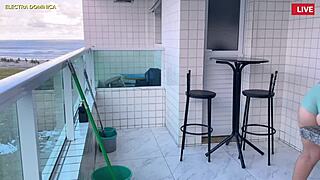 contratei empregada safada de shortinho com bunda deliciosa