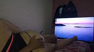 Mature Latina Spreading Big Ass Homemade