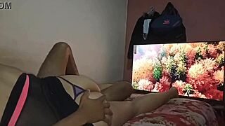 Mature Latina Spreading Big Ass Homemade