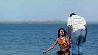 i saw indian actress kitu gidwani topless in the french movie black