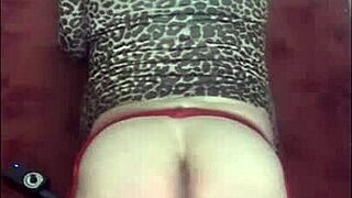 Bisexual crossdresser loves thick dick deep in his asshole 😍