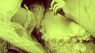 Vintage Erotic Animation with Sultry Retro Vibes