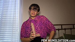 I love having a new sissy slut to play with