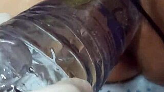 do you feel that fisting in your thai pussy?