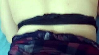 Otra Cogida De Perrito, Mi Jefe Me Manosea Y Mete Polla En Boca!