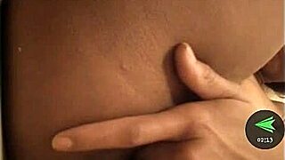 火辣黑妞为我激烈自慰高潮