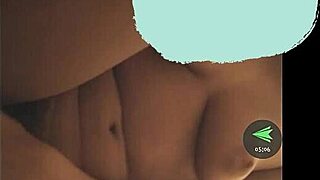 火辣黑妞为我激烈自慰高潮