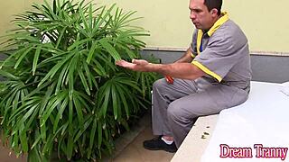 Tranny Amanda seduces two for bareback 3some