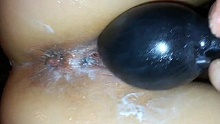 Uhh, chyba zawaliłem z tym seksownym amatorskim analem zabawką...