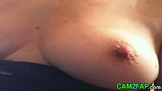 European Amateur Webcam Close-Up Fingering and Masturbation