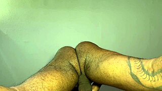 Wow, that 21cm monster is going deep in the young guy for some hot interracial bareback! 😍