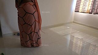 Tamil Maid Prabha Sneaks a Quick Jerk for Owner During Work Break