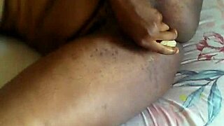 I watch queensandy orgasm in lesbian play