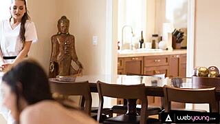 Hey Kylie Rocket, feeling that wild oil massage from Aften Opal?