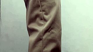 maestro caliente se saca la leche