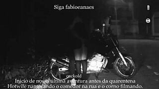casada se exibe na rua com corno voyeur filma