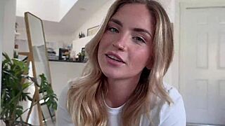 Stepsister's Blonde Big Titty Bestfriend Begs for Rough Fuck Despite Boyfriend