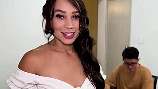 Fuck me hard and I’ll hire you. Curvy Daniela Andrea nails her candidate!