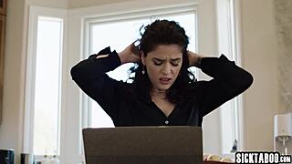 Latina Victoria Voxxx calls troubleshooter, and the guy roughly fucks her tight pussy