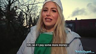 oh man, watching this 18-year-old blonde ride outdoors is unreal