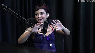 hey, annie clementine started with sensual pics and got naughty outdoors! 😜