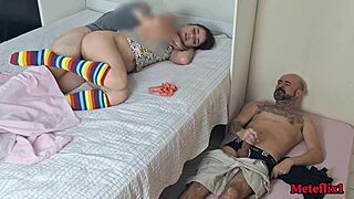 tivemos que dividir o quarto com padrasto do meu marido 😳