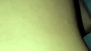 Modelo novata de lenceria creyó que no le iba a cobrar la sesión de fotos me cobré con su ano virgen y apretado en creampie hardcore