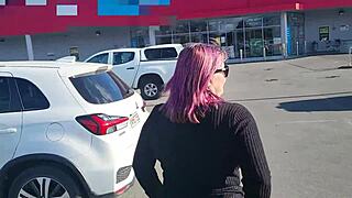 Kiwi MILF's Intriguing Public Encounter in Changing Room Part 1