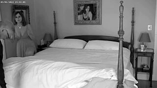 I give my mature wife a handjob with vibrator flashing her whore milf