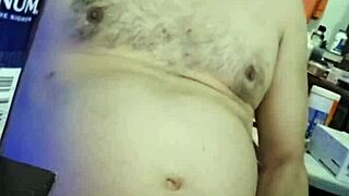 Ezsosa's Curvy Bedroom Flashing