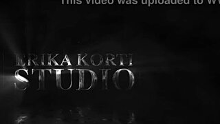 Dirty slut Lady Buxxxs anus wrecked by five big cocks DP! 😱