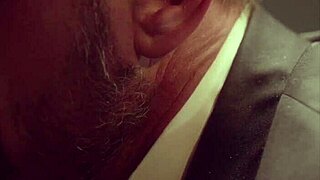 Big Ass Babe Performs Rough Anal On Webcam Show