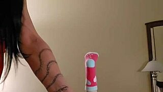 Emy Angel Massages Her Petite 18+ Redhead With Passion!