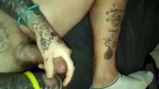 Transsexual Receives Cumshot in Paid Sex Encounter