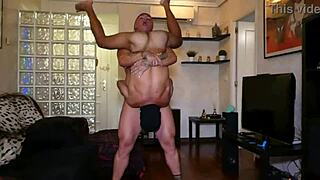 Extreme Lifting Deepthroat And Fucking